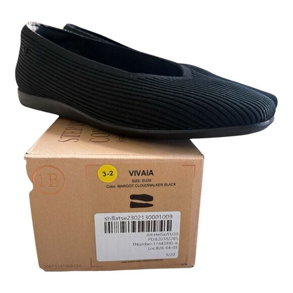 Vivian Margot Cloudwalker Flats Black Size 39 or 8 - Picture 2 of 9